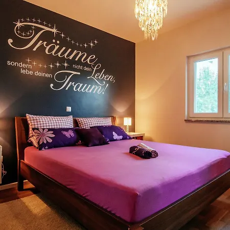 Beautiful Holiday In With Swimming Pool Holiday home